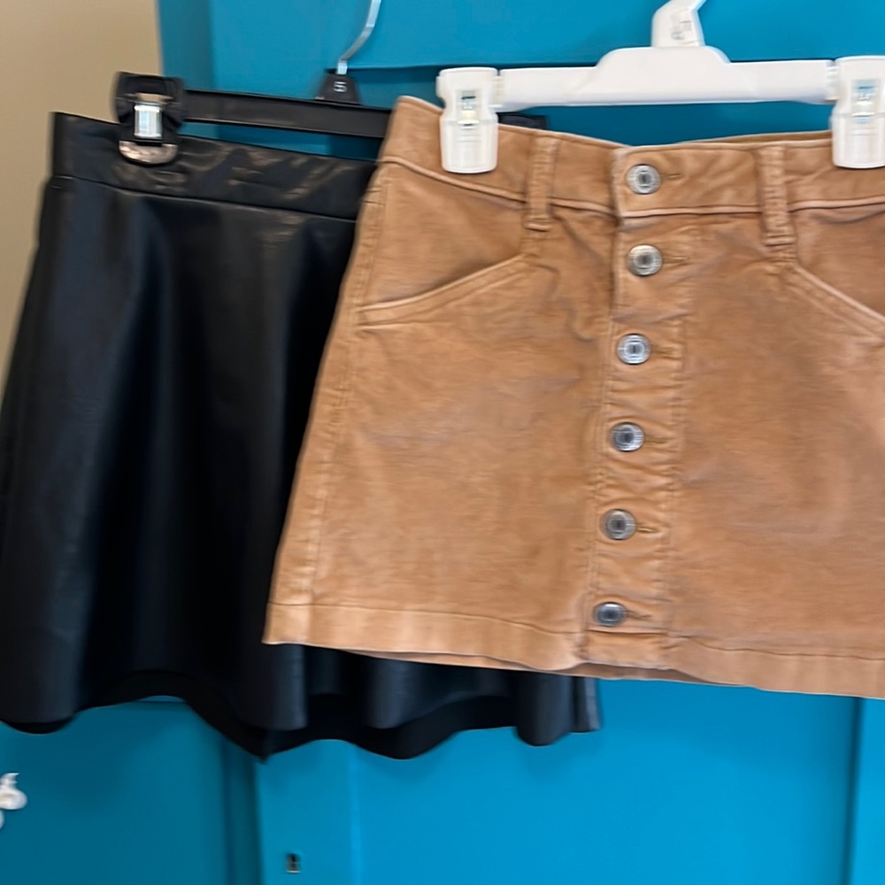 SO Girls Black Faux Leather & Tan Button-Front Skirts